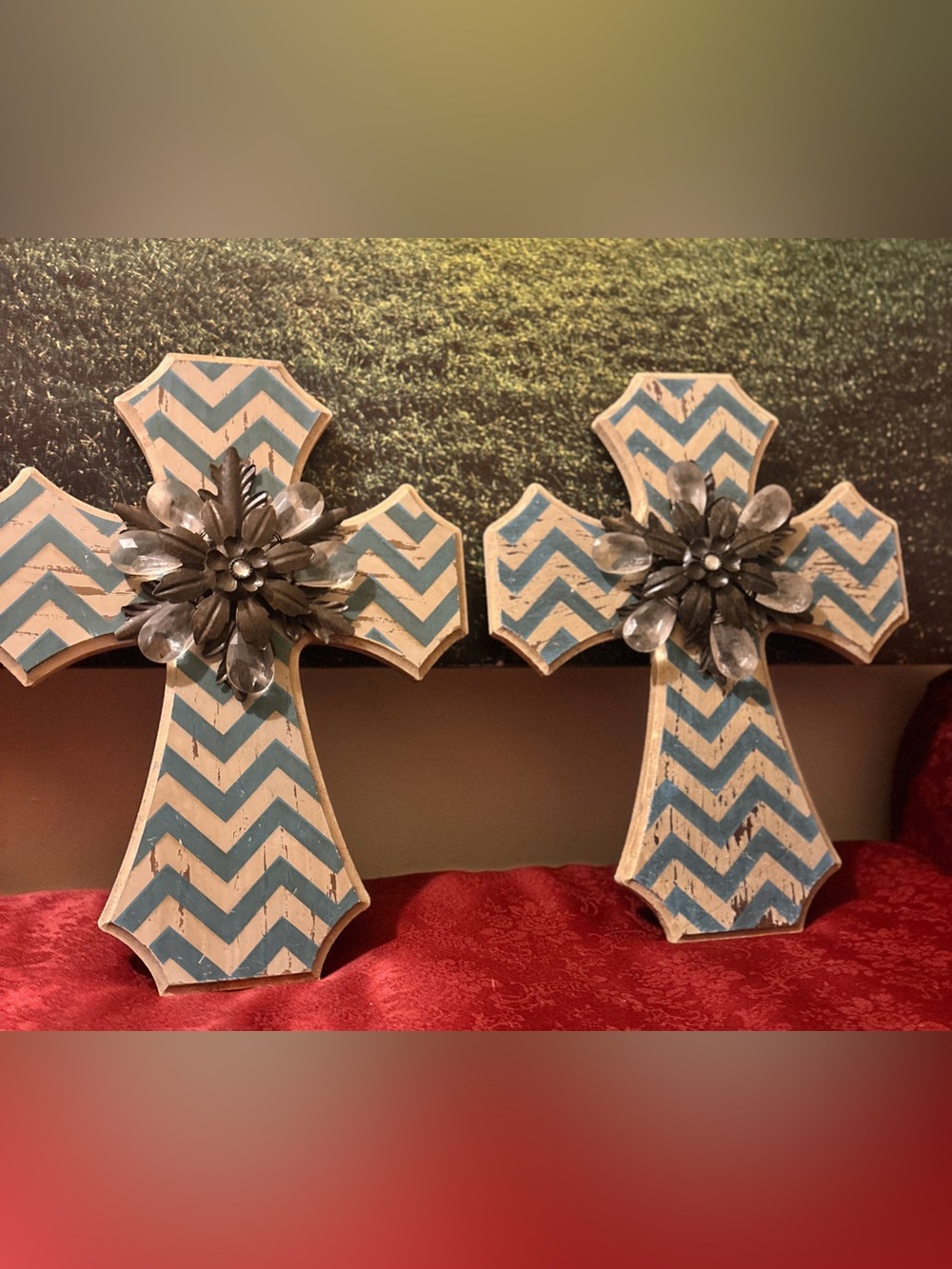 ✨ Chevron Wood & Metal Floral Wall Crosses
